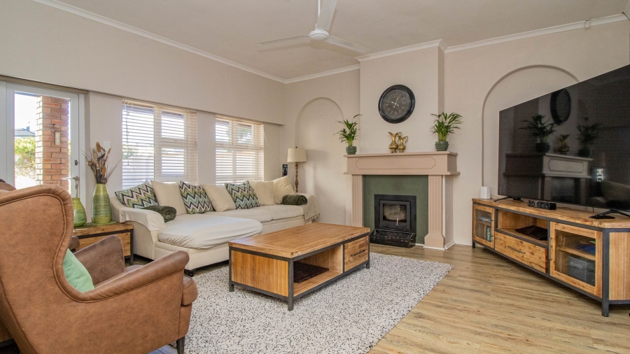 3 Bedroom Property for Sale in Westcliff Western Cape